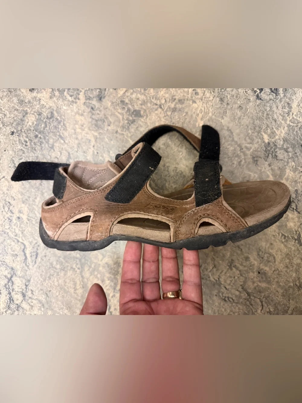 Teva Fossil Canyon 6101 Waterproof Leather Hiking Sandals Men’s Size 10 US